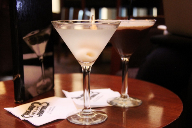 brasserie-LE CANNET DES MAURES-min_martini_bar_lychee_chocolate_alcohol_liquor_happy_hour_happy-910161